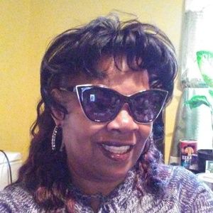 Meet your Posher, Cathy